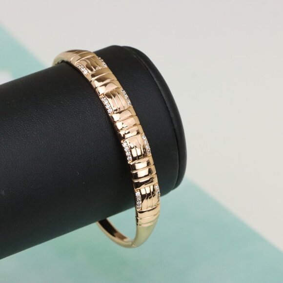 Elegant Rose Gold Bangle with Textured Design and Crystal Accents, XPBL0504 - Picture 6 of 12